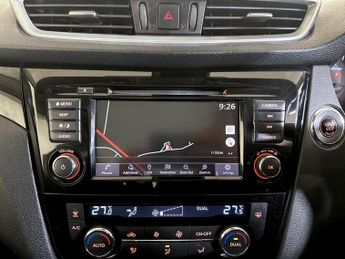 Nissan Qashqai 1.3 DIG-T N-Connecta Euro 6 (s/s) 5dr