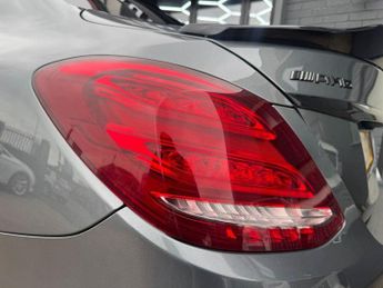 MERCEDES-BENZ C-CLASS 4.0 C63 V8 BiTurbo AMG (Premium) Saloon 4dr Petrol SpdS MCT Euro