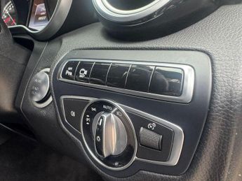 MERCEDES-BENZ C-CLASS 4.0 C63 V8 BiTurbo AMG (Premium) Saloon 4dr Petrol SpdS MCT Euro