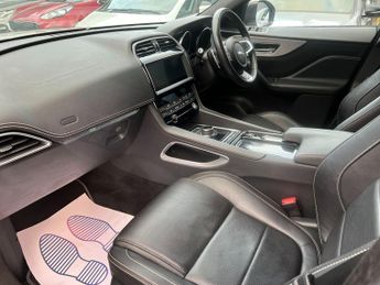 Jaguar F-PACE 2.0 D180 R-Sport Auto AWD Euro 6 (s/s) 5dr