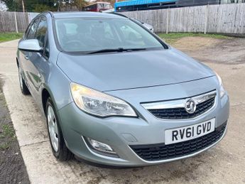 Vauxhall Astra 1.6 16V Exclusiv Sports Tourer Euro 5 5dr