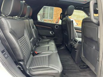 Land Rover Discovery 3.0 SD V6 HSE Auto 4WD Euro 6 (s/s) 5dr