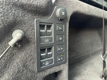 Land Rover Discovery 3.0 SD V6 HSE Auto 4WD Euro 6 (s/s) 5dr