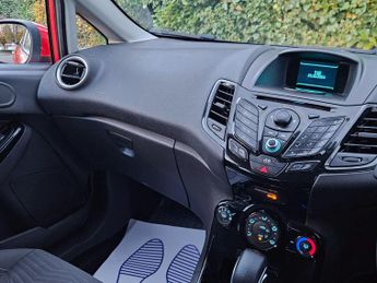 Ford Fiesta 1.6 Zetec Powershift Euro 5 5dr