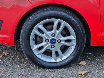 Ford Fiesta 1.6 Zetec Powershift Euro 5 5dr