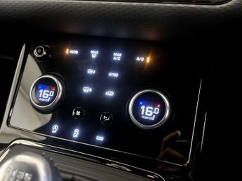 Land Rover Range Rover Evoque 2.0 D150 R-Dynamic FWD Euro 6 (s/s) 5dr