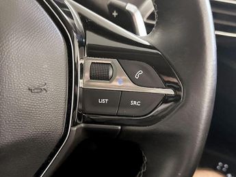 Peugeot 3008 1.6 13.2kWh Allure e-EAT Euro 6 (s/s) 5dr