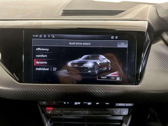 Audi RS e-tron GT 93.4kWh Carbon Vorsprung Auto quattro 4dr