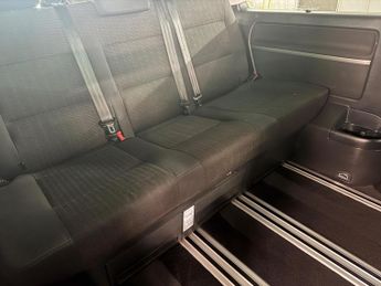 Volkswagen Caravelle 2.0 TDI BlueMotion Tech SE DSG Euro 6 (s/s) 5dr