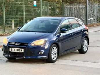 Ford Focus 1.0T EcoBoost Titanium Euro 5 (s/s) 5dr