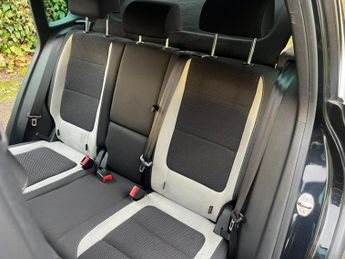 Volkswagen Tiguan 2.0 TDI BlueMotion Tech R-Line DSG 4WD Euro 6 (s/s) 5dr