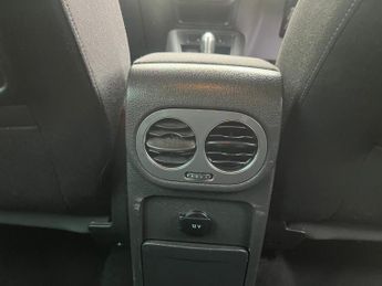 Volkswagen Tiguan 2.0 TDI BlueMotion Tech R-Line DSG 4WD Euro 6 (s/s) 5dr