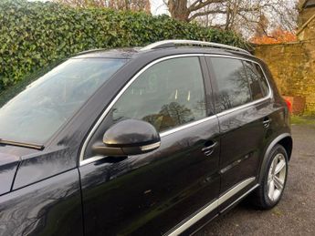 Volkswagen Tiguan 2.0 TDI BlueMotion Tech R-Line DSG 4WD Euro 6 (s/s) 5dr