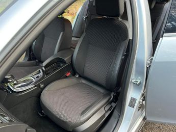Vauxhall Insignia 2.0 CDTi SE Auto Euro 5 5dr