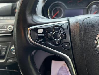 Vauxhall Insignia 2.0 CDTi SE Auto Euro 5 5dr