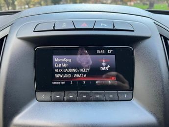 Vauxhall Insignia 2.0 CDTi SE Auto Euro 5 5dr