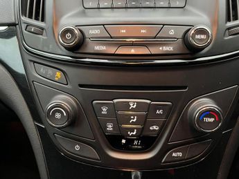 Vauxhall Insignia 2.0 CDTi SE Auto Euro 5 5dr