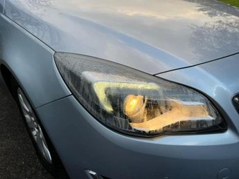 Vauxhall Insignia 2.0 CDTi SE Auto Euro 5 5dr