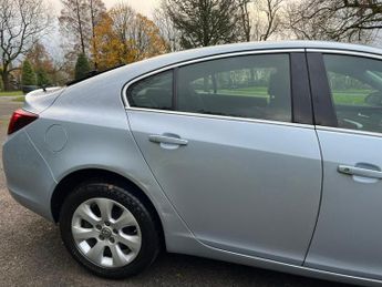 Vauxhall Insignia 2.0 CDTi SE Auto Euro 5 5dr