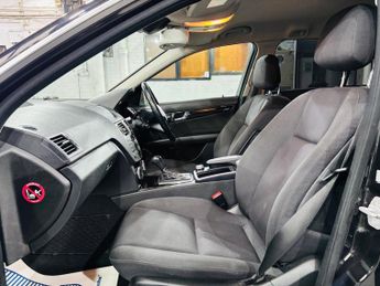 Mercedes-Benz C Class 2.1 C200 CDI BlueEfficiency Executive SE Auto Euro 5 5dr