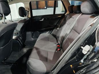 Mercedes-Benz C Class 2.1 C200 CDI BlueEfficiency Executive SE Auto Euro 5 5dr