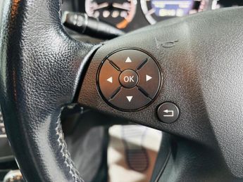 Mercedes-Benz C Class 2.1 C200 CDI BlueEfficiency Executive SE Auto Euro 5 5dr