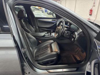 BMW 5 Series 2.0 520d M Sport Auto Euro 6 (s/s) 4dr