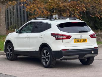 Nissan Qashqai 1.2 DIG-T N-Connecta XTRON Euro 6 (s/s) 5dr