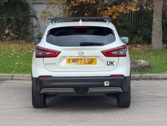 Nissan Qashqai 1.2 DIG-T N-Connecta XTRON Euro 6 (s/s) 5dr