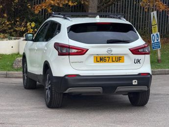 Nissan Qashqai 1.2 DIG-T N-Connecta XTRON Euro 6 (s/s) 5dr