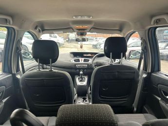 Renault Grand Scenic 1.5 dCi Dynamique TomTom Euro 5 5dr