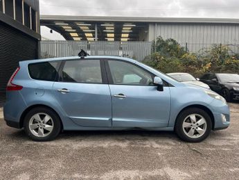 Renault Grand Scenic 1.5 dCi Dynamique TomTom Euro 5 5dr
