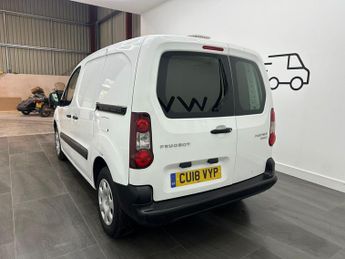 Peugeot e-Partner 636 SE FWD L1 H1 6dr