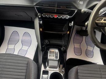 Peugeot E-2008 50kWh Active Premium + Auto 5dr (7kW Charger)