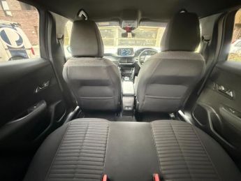 Peugeot E-2008 50kWh Active Premium + Auto 5dr (7kW Charger)