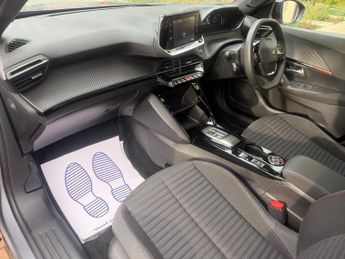 Peugeot E-2008 50kWh Active Premium + Auto 5dr (7kW Charger)