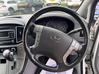 Hyundai i800 2.5 CRDi SE MPV 5dr Diesel Auto Euro 6 (170 ps)