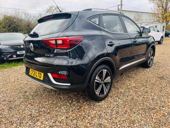 MG MG ZS 44.5kWh Exclusive Auto 5dr