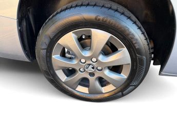 VAUXHALL COMBO LIFE ULTIMATE XL