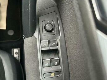 Volkswagen Tiguan 2.0 TDI BlueMotion Tech SE Navigation DSG 4Motion Euro 6 (s/s) 5