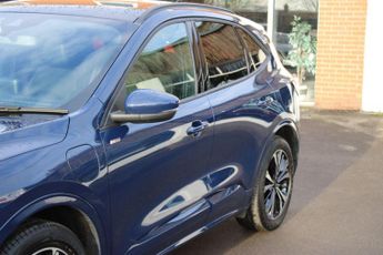 Ford Kuga 2.5 Duratec 14.4kWh ST-Line X Edition CVT Euro 6 (s/s) 5dr