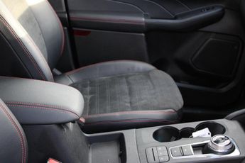 Ford Kuga 2.5 Duratec 14.4kWh ST-Line X Edition CVT Euro 6 (s/s) 5dr