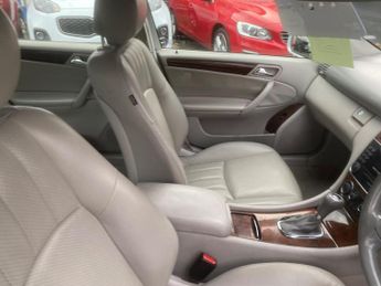 Mercedes-Benz C Class 2.1 C220 CDI Elegance SE 5dr