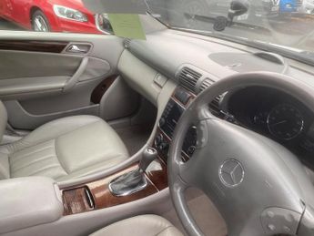 Mercedes-Benz C Class 2.1 C220 CDI Elegance SE 5dr