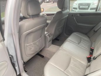 Mercedes-Benz C Class 2.1 C220 CDI Elegance SE 5dr