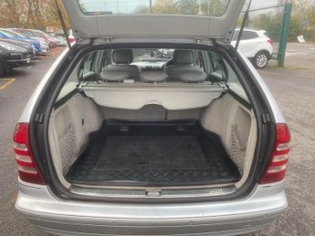 Mercedes-Benz C Class 2.1 C220 CDI Elegance SE 5dr