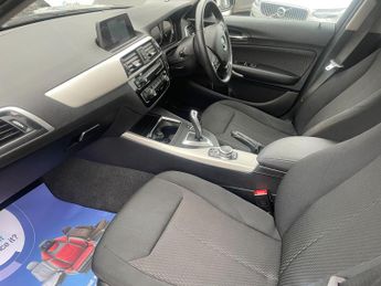 BMW 1 Series 1.5 118i SE Business Hatchback 5dr Petrol Auto Euro 6 (s/s) (136