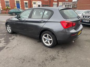 BMW 1 Series 1.5 118i SE Business Hatchback 5dr Petrol Auto Euro 6 (s/s) (136