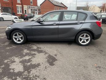 BMW 1 Series 1.5 118i SE Business Hatchback 5dr Petrol Auto Euro 6 (s/s) (136