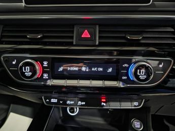 Audi A4 Avant 2.0 TFSI 40 Black Edition S Tronic Euro 6 (s/s) 5dr